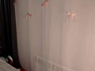 chloe-whitee live cam profile