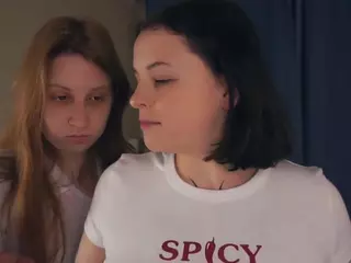 Edith and Juliana's Live Sex Cam Show