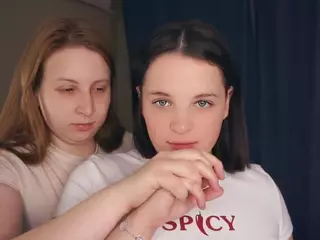 Edith and Juliana's Live Sex Cam Show