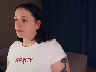 Edith and Juliana's Live Sex Cam Show