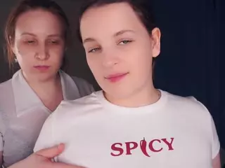 Edith and Juliana's Live Sex Cam Show