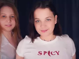Edith and Juliana's Live Sex Cam Show