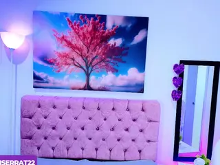 Emma-monserratt's Live Sex Cam Show