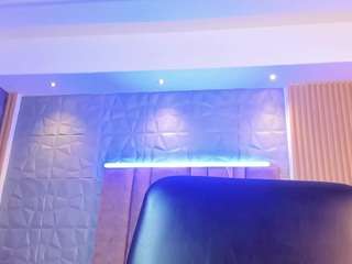  freyja-sweet chat room