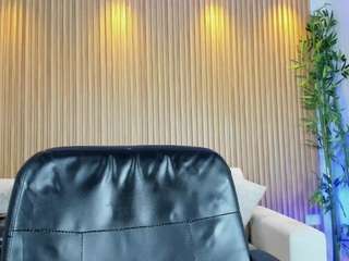 freyja-sweet Live Webcam on CamSoda