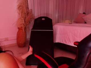 hanna-dannaa Live Webcam on CamSoda
