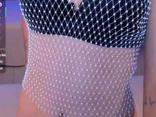 isabellamoreau Live Webcam on CamSoda
