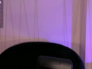 isabellamoreau Live Webcam on CamSoda