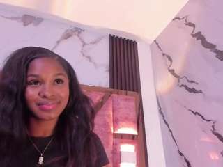 Averlie-Sterling live webcam show