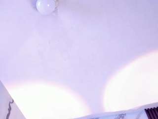 Averlie-Sterling live cam preview