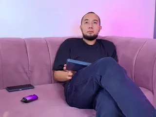 Kurttsinner's Live Sex Cam Show