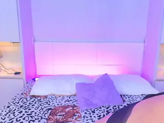 NaomiiGray's Live Sex Cam Show