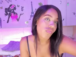 NaomiiGray's Live Sex Cam Show