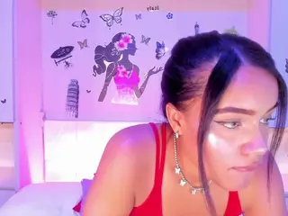 NaomiiGray's Live Sex Cam Show