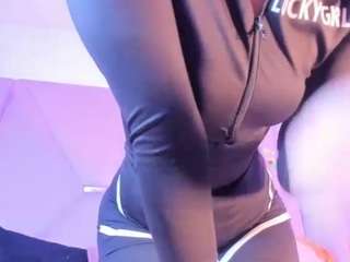 samanthamoons25