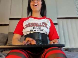 samanthamoons25 live webcam show