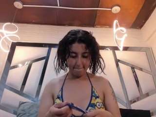 samanthamoons25