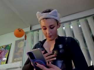 samanthamoons25's live room