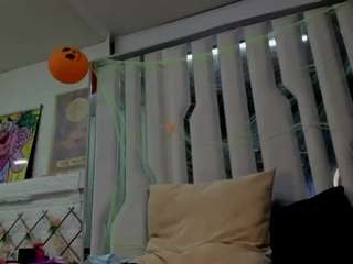 samanthamoons25