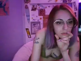 Stonervixen1014's Live Sex Cam Show