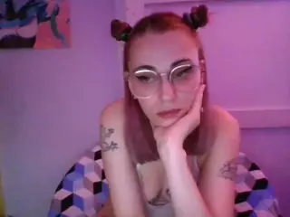 Stonervixen1014's Live Sex Cam Show