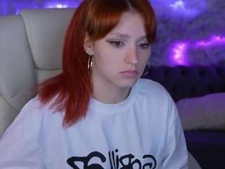 VikkyLoveRed