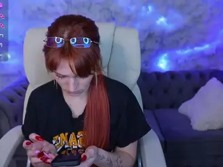 VikkyLoveRed's Live Sex Cam Show