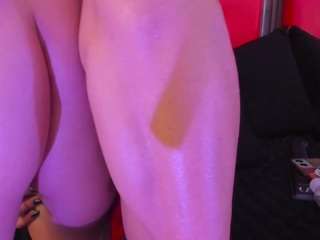 chloe-fosster live cam profile