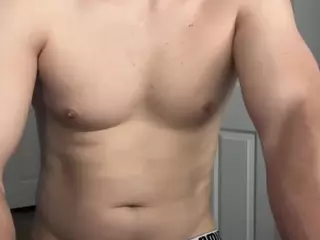 lhotboyll's Live Sex Cam Show