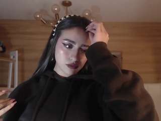 mia-ponce-a Live Webcam on CamSoda