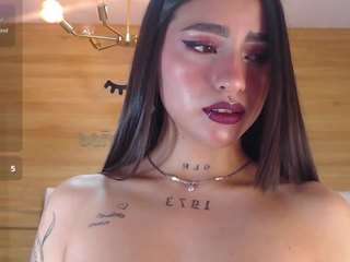 mia-ponce-a Live Webcam on CamSoda