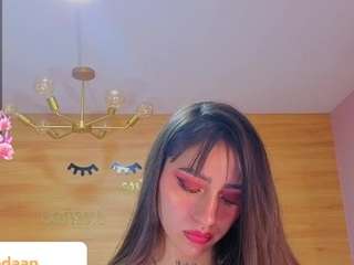 mia-ponce-a Live Webcam on CamSoda