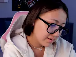 Nelly-Kimm's Live Sex Cam Show