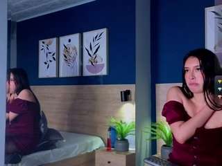 sarahmiler Live Webcam on CamSoda