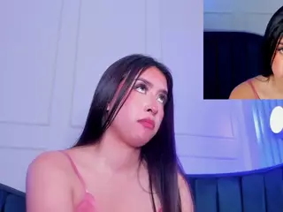 SarahMiler's Live Sex Cam Show