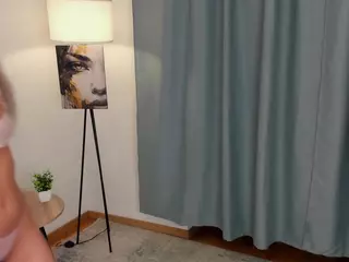 serenevelmire's Live Sex Cam Show