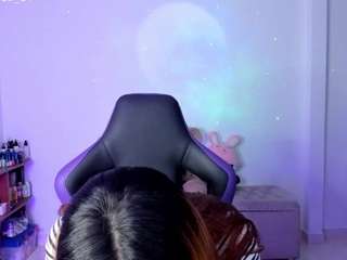 alanapherson's CamSoda show and profile