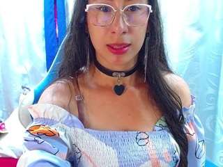 gialein1 live cam profile
