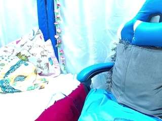 gialein1 live cam profile