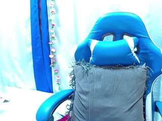 gialein1 live cam profile