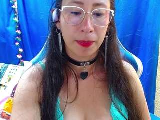 gialein1 live cam profile