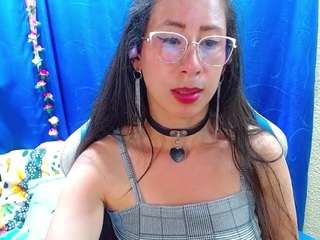 gialein1's CamSoda show and profile