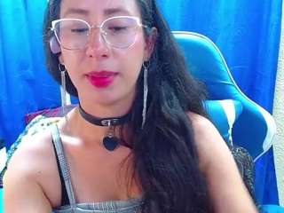 gialein1's CamSoda show and profile