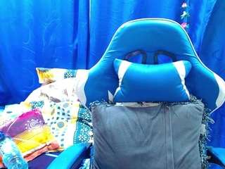 Model ini sedang live sekarang. gialein1