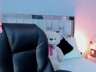Liilith-Thompson's Live Sex Cam Show