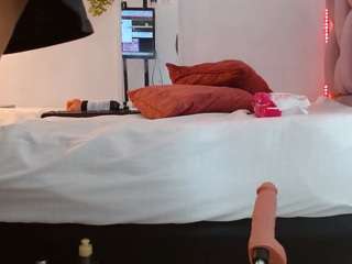 scarlett-enjoy1 Live Webcam on CamSoda
