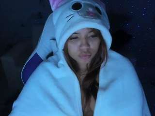 Lucy_Strong