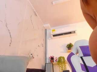 scarlett-enjoy1 Live Webcam on CamSoda