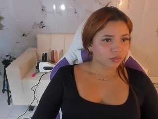 scarlett-enjoy1 Live Webcam on CamSoda
