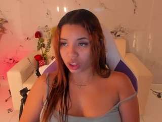 Lucy_Strong